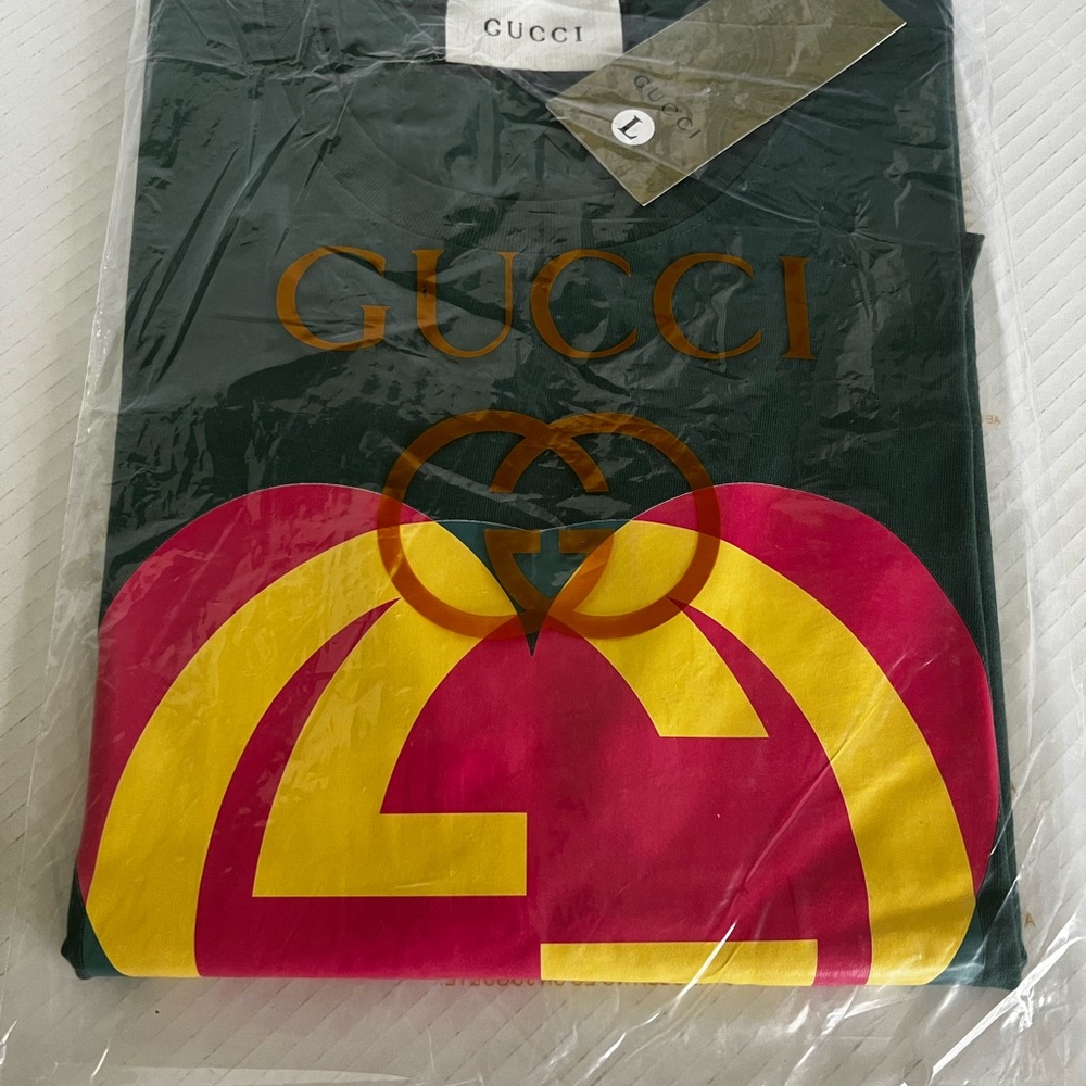 ❌SOLD ❌Not for sale.  Well made beautiful  Emerald green T-shirt - Picture 3 of 6